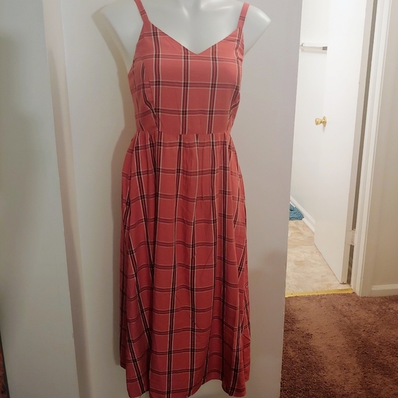 NWT old navy peachy colored cami midi dress - Picture 1 of 5